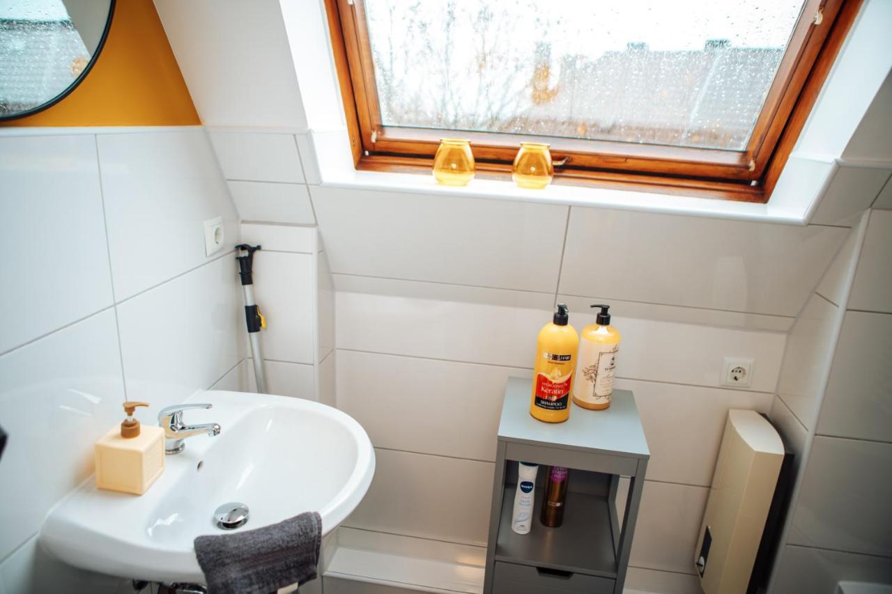 Central-Living Yellow - Wifi - Netflix - City Essen Kültér fotó